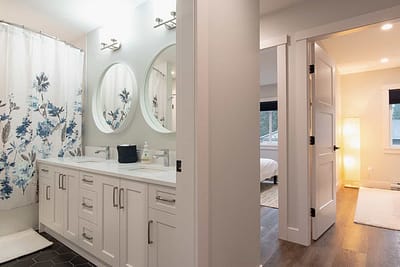 Custom bathroom home renovation contractors in Langley, BC