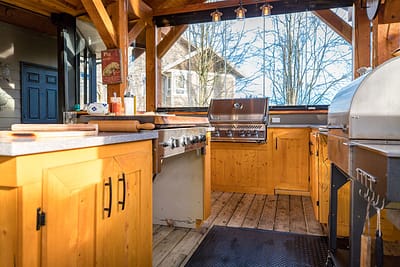 Custom outdoor kitchen home renovation contractors in Langley, BC