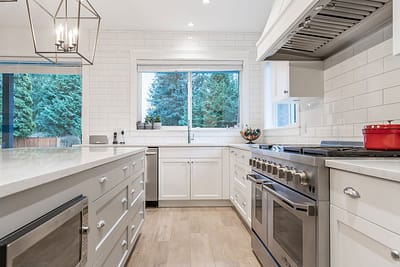 Custom kitchen renovation contractors in Langley, BC