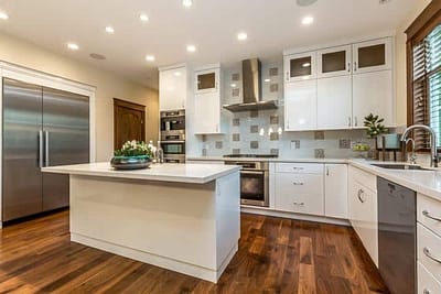 Custom kitchen by kitchen renovation contractors in Langley, BC
