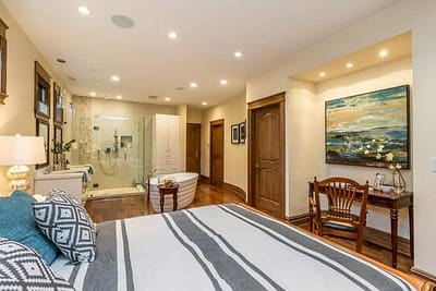 Custom bedroom home renovation contractors in Langley, BC