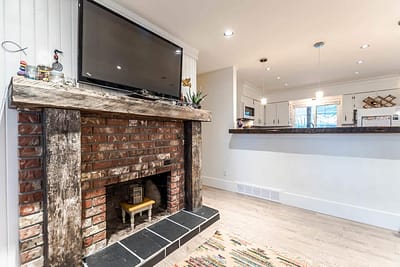 Custom Living room renovation contractors in Langley, BC