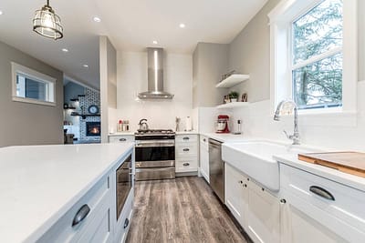 Custom kitchen renovation contractors in Langley, BC