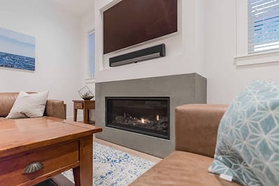 Custom fireplace home renovation contractors in Langley, BC