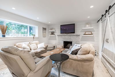 Custom Living room renovation contractors in Langley, BC