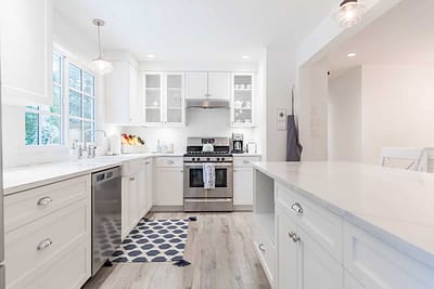Custom kitchen by kitchen renovation contractors in Langley, BC